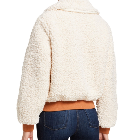 🌺 Hailey Sherpa Faux Fur Jacket NWT - Picture 3 of 8